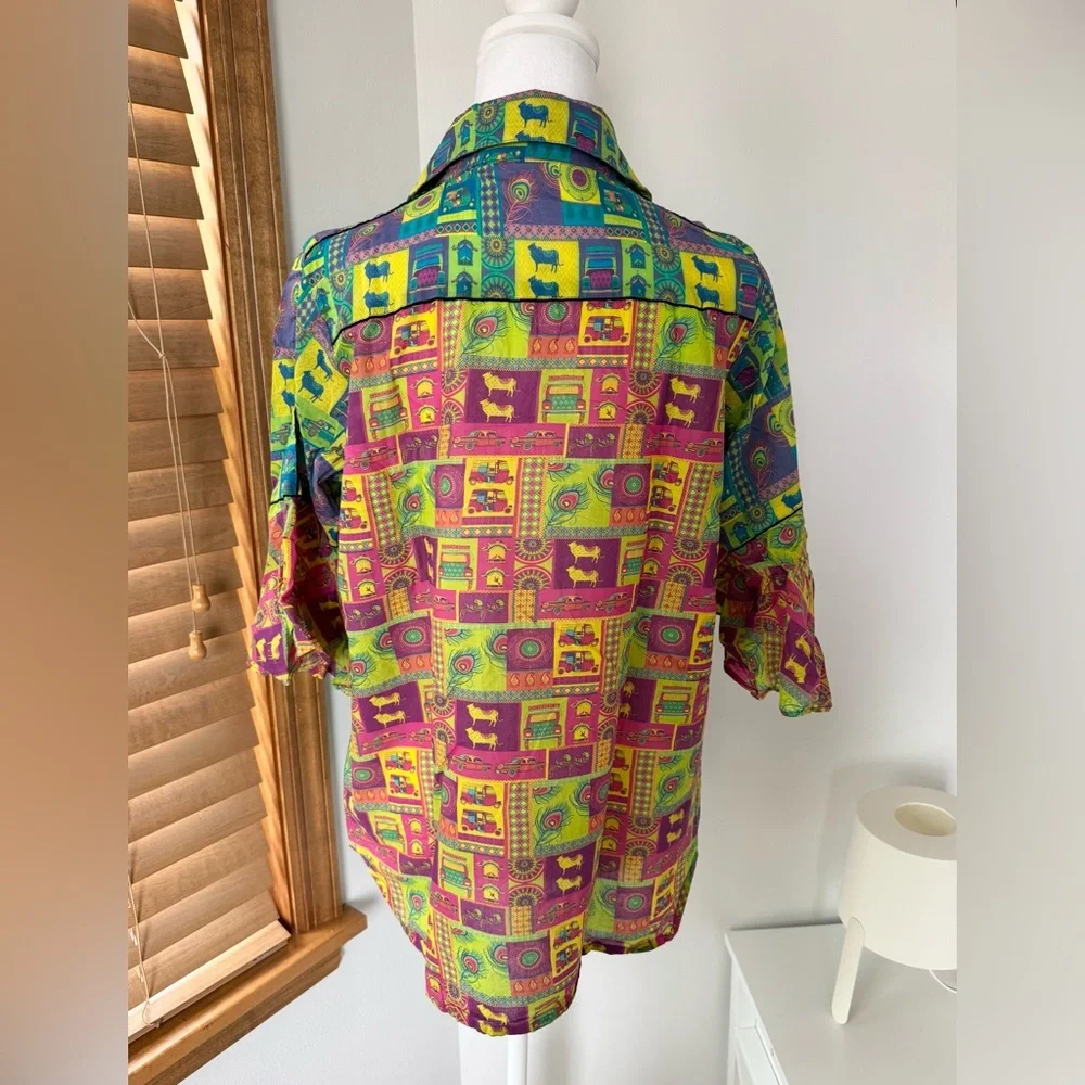 Multicolor Button Top - Picture 2 of 3